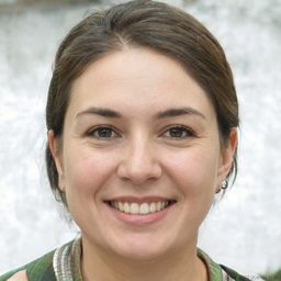 Полина
